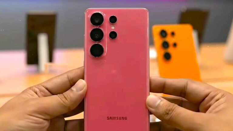 Possível design traseiro do Samsung Galaxy S26 em cor rosa, com conjunto de câmeras alinhadas verticalmente